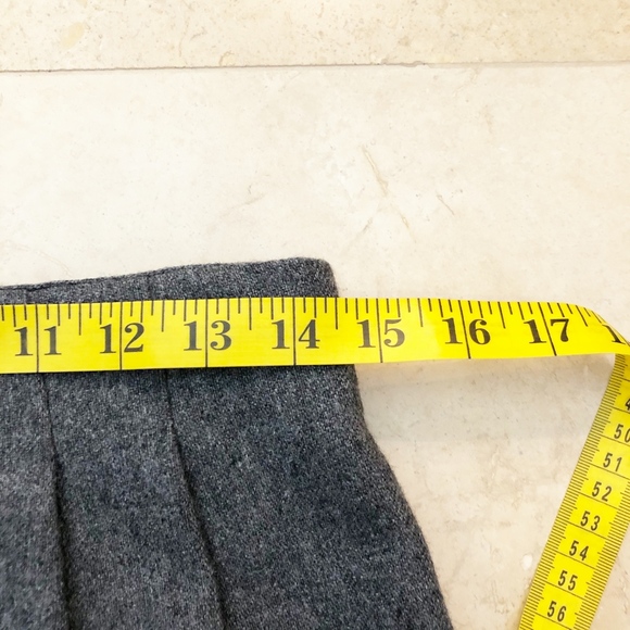 Toby 100% wool grey career/work skirt sz 12 - Picture 8 of 8